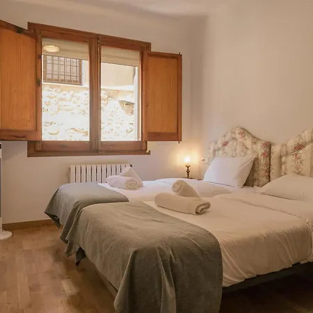 Severi Casa Con Historia En בקתה